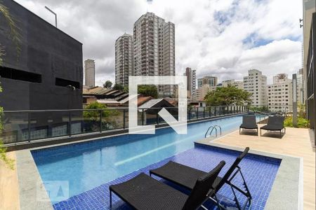 Studio à venda com 36m², 1 quarto e sem vaga Studio à venda com 36m², 1 quarto e sem vagaÁrea comum - Piscina