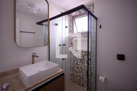 Banheiro  de apartamento para alugar com 1 quarto, 52m² em Aclimação, São Paulo