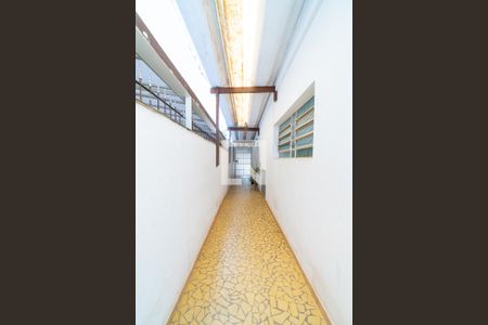 Casa à venda com 150m², 4 quartos e 2 vagasCorredor Lateral