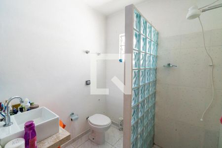 Casa à venda com 150m², 4 quartos e 2 vagasEdícula - Banheiro