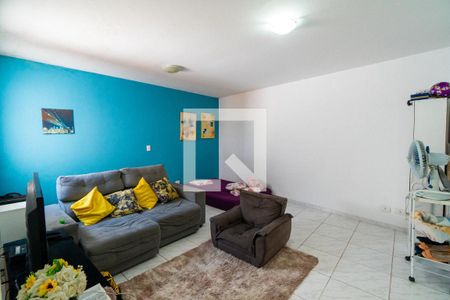 Casa à venda com 150m², 4 quartos e 2 vagasEdícula - Quarto
