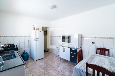 Casa à venda com 150m², 4 quartos e 2 vagasEdícula - Cozinha