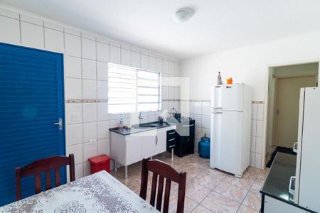 Casa à venda com 150m², 4 quartos e 2 vagasEdícula - Cozinha