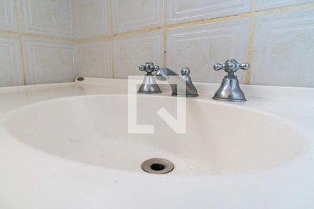 Casa à venda com 150m², 4 quartos e 2 vagasBanheiro da Suíte Detalhe