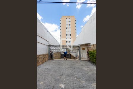 Apartamento para alugar com 50m², 2 quartos e 1 vaga Apartamento para alugar com 50m², 2 quartos e 1 vagaFachada