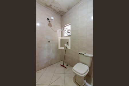Banheiro de casa à venda com 3 quartos, 114m² em Bela Vista, Osasco