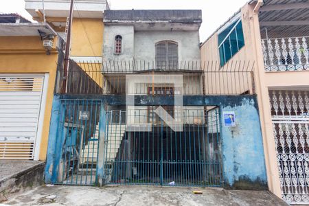 Casa à venda com 114m², 3 quartos e 2 vagasFachada