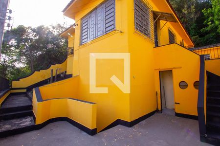 Casa à venda com 200m², 5 quartos e 4 vagasQuintal
