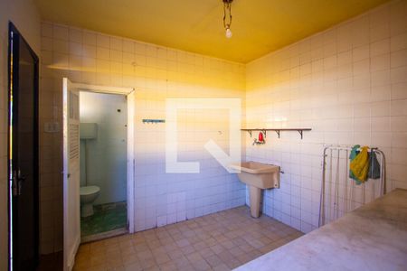 Casa à venda com 200m², 5 quartos e 4 vagasÁrea de Serviço