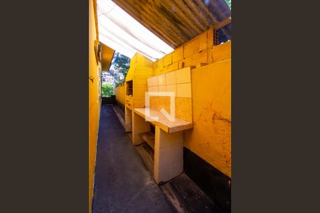 Casa à venda com 200m², 5 quartos e 4 vagasQuintal