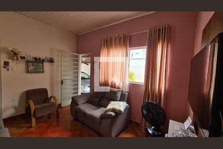 Sala de casa à venda com 3 quartos, 127m² em Vila Rio Branco, Jundiaí