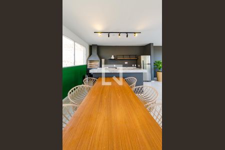 Apartamento para alugar com 68m², 2 quartos e 1 vagaÁrea gourmet