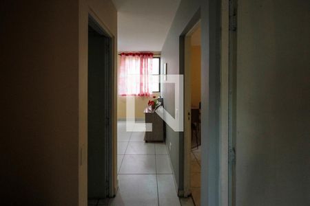 Corredor de apartamento para alugar com 2 quartos, 65m² em Fazenda da Juta, São Paulo