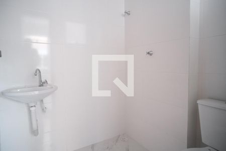 Apartamento para alugar com 38m², 2 quartos e sem vagaBanheiro