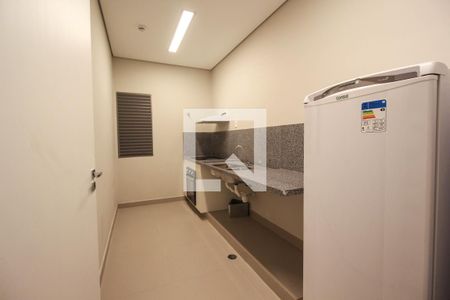 Apartamento para alugar com 27m², 1 quarto e sem vagaÁrea comum - Salão de festas