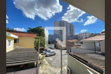 Sala - vista de casa para alugar com 2 quartos, 60m² em Vila Nivi, São Paulo