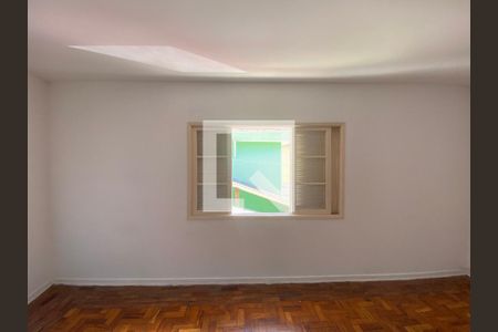 Quarto de casa para alugar com 2 quartos, 60m² em Vila Nivi, São Paulo