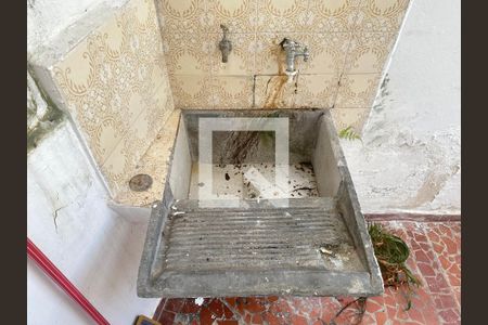 Área de Serviço de casa para alugar com 2 quartos, 60m² em Vila Nivi, São Paulo