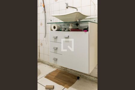 Casa à venda com 100m², 1 quarto e sem vagaBanheiro - Armário