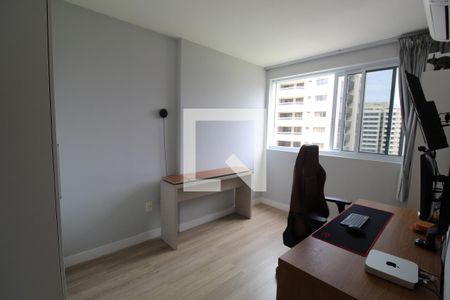 Apartamento à venda com 110m², 3 quartos e 2 vagasSuíte
