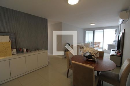Apartamento à venda com 110m², 3 quartos e 2 vagasSala