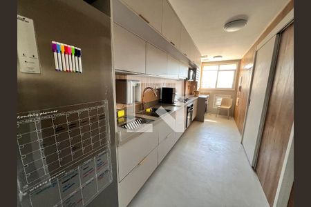 Apartamento à venda com 110m², 3 quartos e 2 vagasCozinha