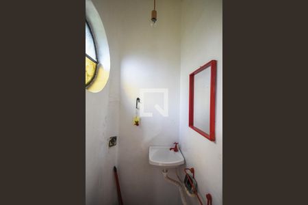 Lavabo de casa à venda com 3 quartos, 113m² em Jardim Jucara, Taboão da Serra