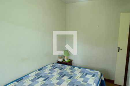 Quarto 1 de apartamento para alugar com 2 quartos, 56m² em Taquara, Rio de Janeiro