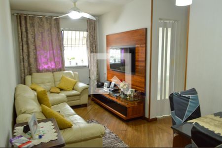Sala de apartamento para alugar com 2 quartos, 56m² em Taquara, Rio de Janeiro