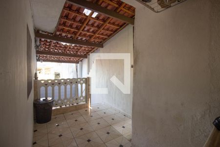 Casa à venda com 140m², 4 quartos e 2 vagas Casa à venda com 140m², 4 quartos e 2 vagasÁrea de Serviço