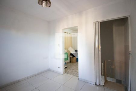 Casa à venda com 140m², 4 quartos e 2 vagas Casa à venda com 140m², 4 quartos e 2 vagasQuarto 3