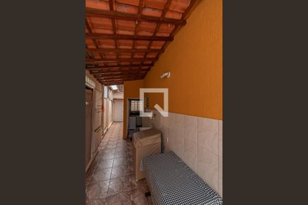 Casa à venda com 190m², 3 quartos e 3 vagas Casa à venda com 190m², 3 quartos e 3 vagasÁrea de Serviço