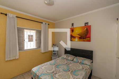 Casa à venda com 190m², 3 quartos e 3 vagas Casa à venda com 190m², 3 quartos e 3 vagasQuarto 2