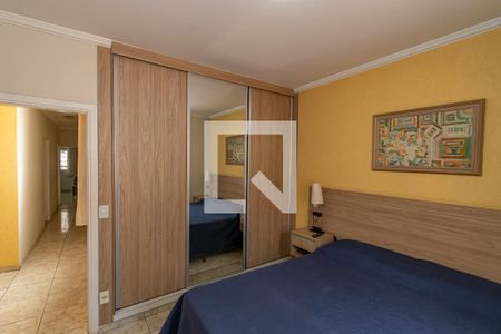 Casa à venda com 190m², 3 quartos e 3 vagas Casa à venda com 190m², 3 quartos e 3 vagasQuarto 1