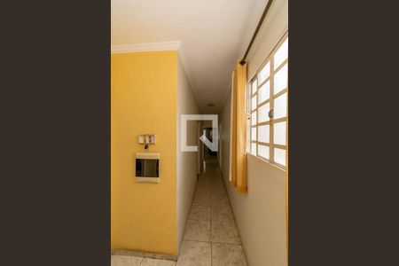 Casa à venda com 190m², 3 quartos e 3 vagas Casa à venda com 190m², 3 quartos e 3 vagasCorredor