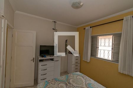 Casa à venda com 190m², 3 quartos e 3 vagas Casa à venda com 190m², 3 quartos e 3 vagasQuarto 2
