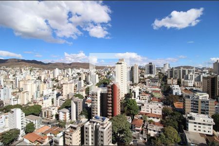 Apartamento à venda com 143m², 4 quartos e 3 vagas Apartamento à venda com 143m², 4 quartos e 3 vagasVista suíte 1