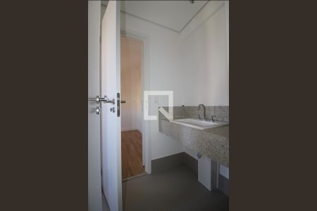 Apartamento à venda com 143m², 4 quartos e 3 vagas Apartamento à venda com 143m², 4 quartos e 3 vagasSemi-Suíte