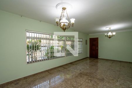 Sala de casa à venda com 3 quartos, 365m² em Jardim Vila Galvao, Guarulhos