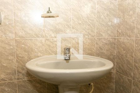 Casa à venda com 104m², 2 quartos e 1 vagaLavabo