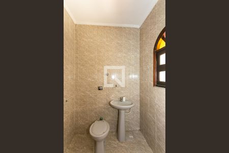 Casa à venda com 104m², 2 quartos e 1 vagaLavabo