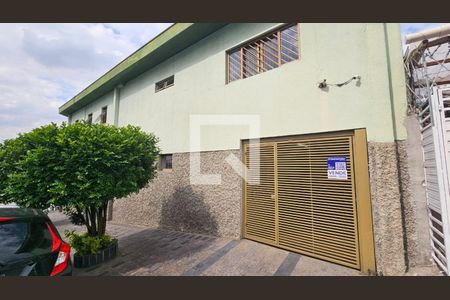 Fachada de casa à venda com 5 quartos, 315m² em Vila Carrao, São Paulo