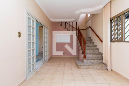 Sala de casa à venda com 5 quartos, 315m² em Vila Carrao, São Paulo