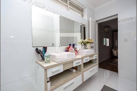 Casa para alugar com 520m², 5 quartos e 4 vagasBanheiro da Suíte 1