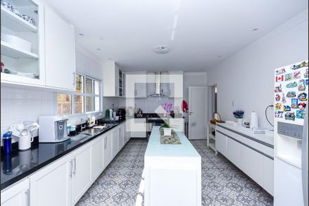 Casa para alugar com 520m², 5 quartos e 4 vagasCozinha