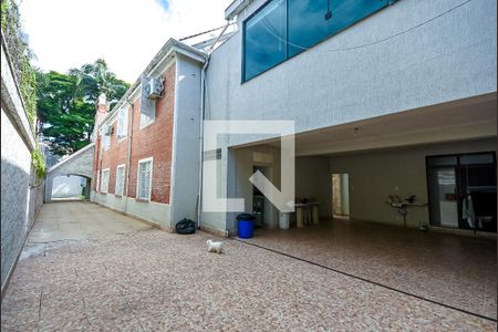 Casa para alugar com 520m², 5 quartos e 4 vagasQuintal