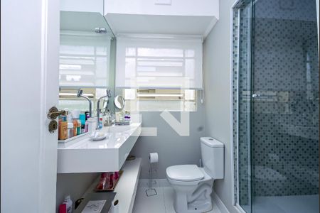 Casa para alugar com 520m², 5 quartos e 4 vagasBanheiro Social