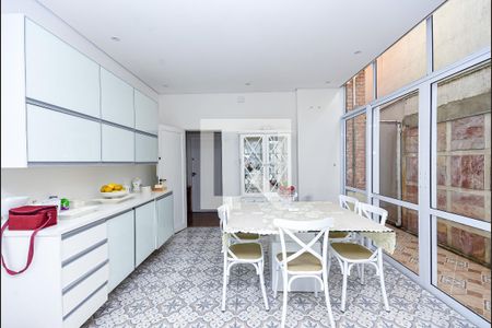 Casa para alugar com 520m², 5 quartos e 4 vagasCopa