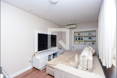 Casa para alugar com 520m², 5 quartos e 4 vagasSala de TV