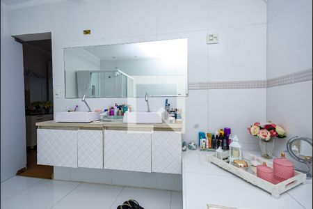 Casa para alugar com 520m², 5 quartos e 4 vagasBanheiro da Suíte 2